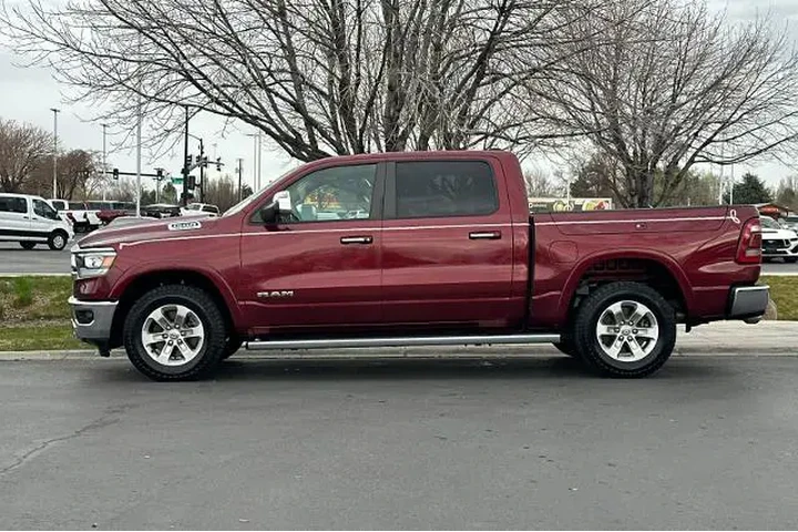 $33995 : Ram 1500 2020 4x4 Laramie 4d image 5