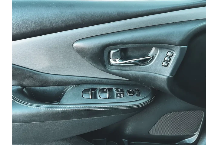 $21938 : Nissan Murano 2019 S 4dr SUV image 9