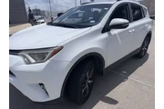 $17555 : Toyota RAV4 2017 XLE 4dr SUV thumbnail