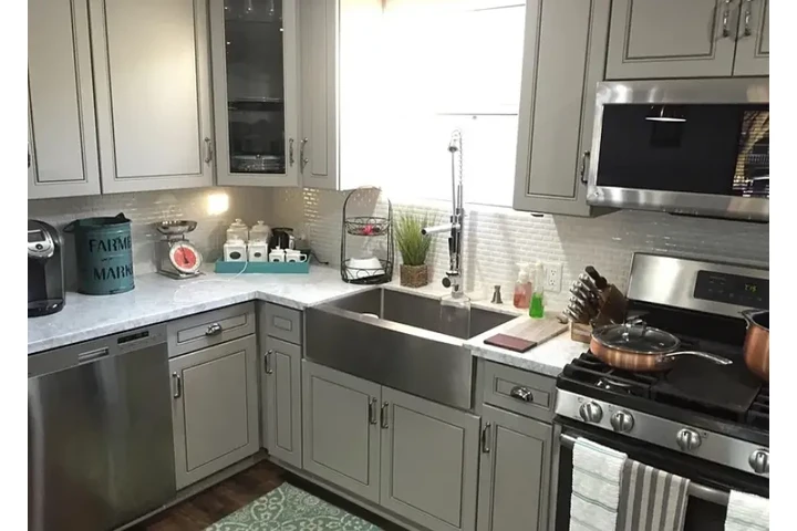 $1750 : Hermosa casa🏠en Pico Riv CA🏠 image 1