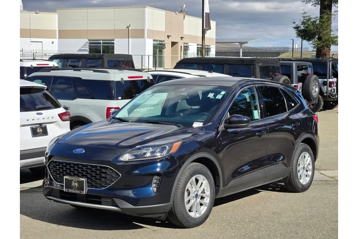 $16999 : Ford Escape 2021 SE 4dr SUV image 8
