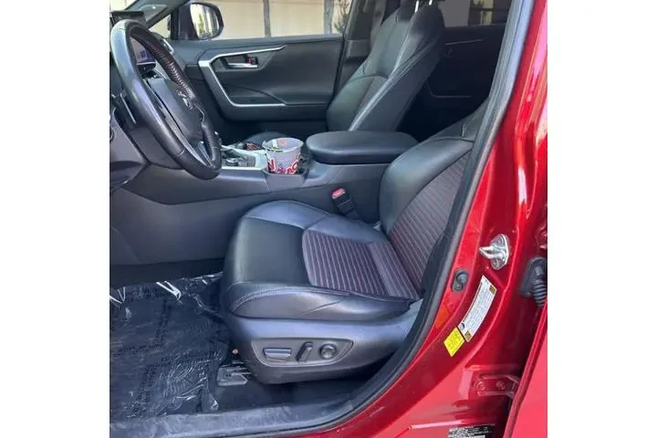 $38995 : Toyota RAV4 Prime 2023 AWD X image 3