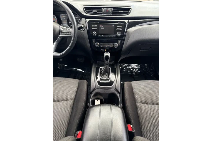 $13995 : 2017 Rogue Sport SV image 9