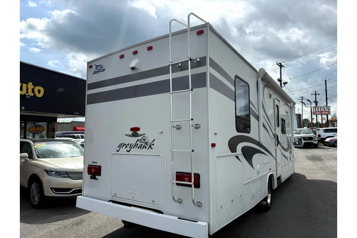 $22996 : 2010 Econoline image 9