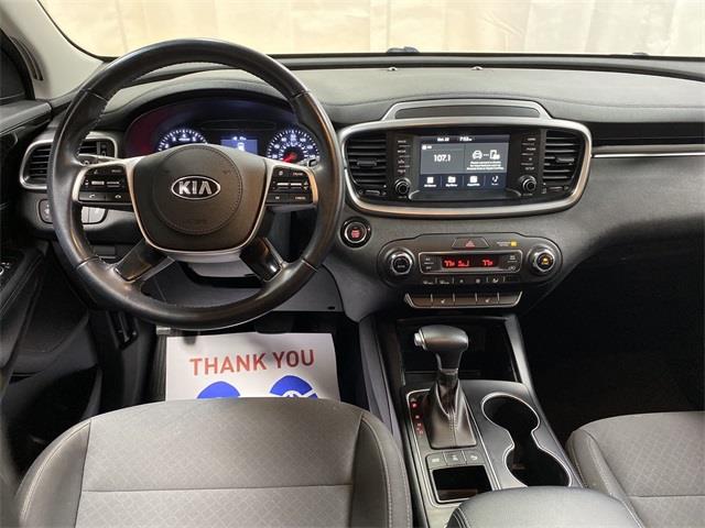 $16500 : Pre-Owned 2020 Sorento S image 5