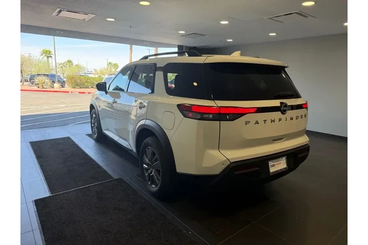 $29984 : Nissan Pathfinder 2025 SV 4d image 7