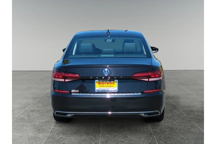 $25876 : Volkswagen Passat 2022 SE 4d image 4