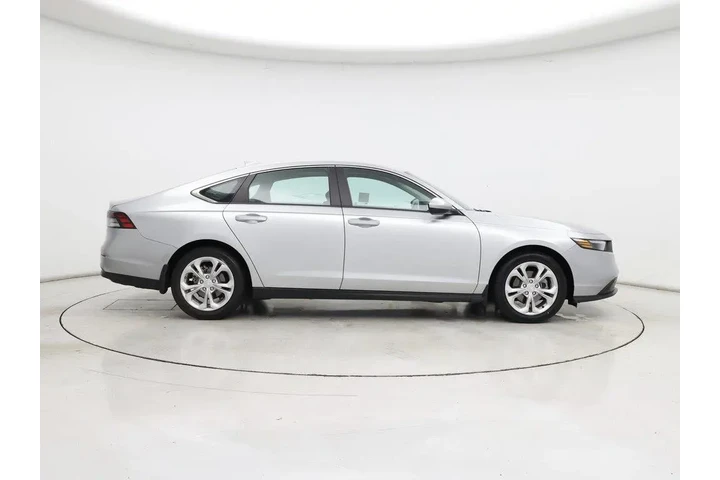 $25998 : Honda Accord 2025 LX 4dr Sed image 7