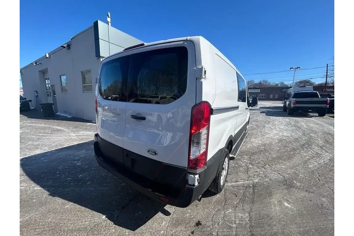 $31999 : Ford Transit 2024 250 3dr LW image 10