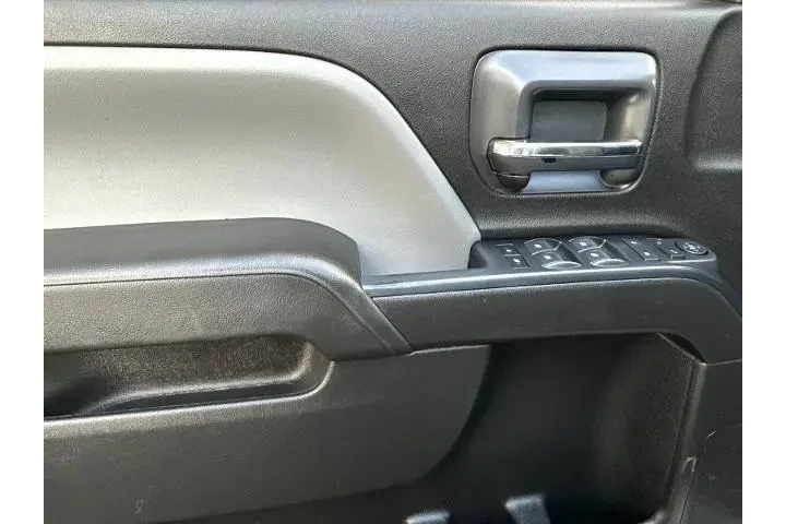 $17450 : Chevrolet Silverado 1500 LD image 10