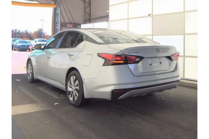 $21242 : Nissan Altima 2024 2.5 S 4dr image 6