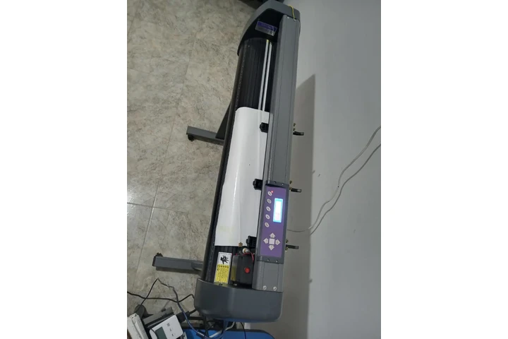 $1800000 : PLOTTER CORTE image 4