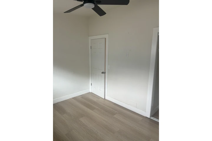 $2000 : Se Renta Casa en La Puente image 5