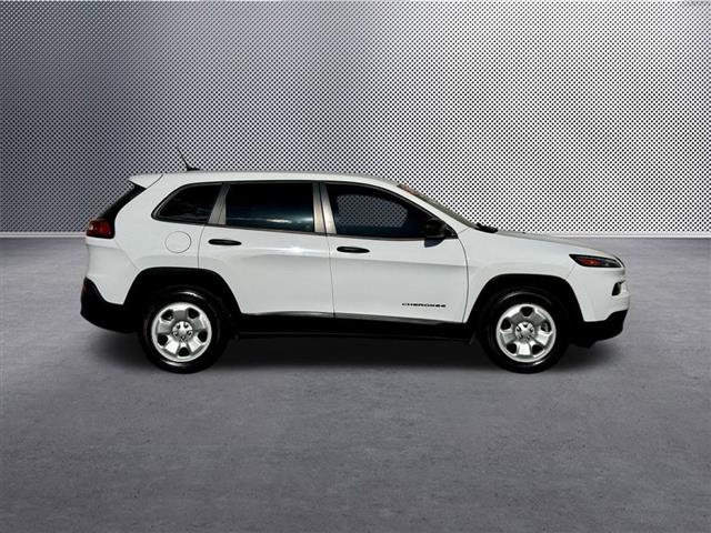 $15649 : 2017 Cherokee Sport image 9