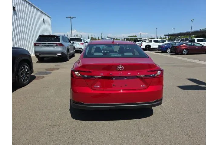 $33900 : Toyota Camry 2026 XSE 4dr Se image 5
