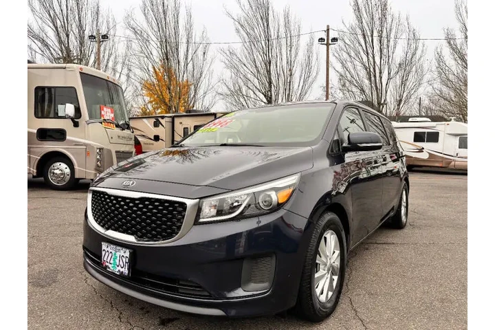 $8998 : 2016 Sedona LX image 9