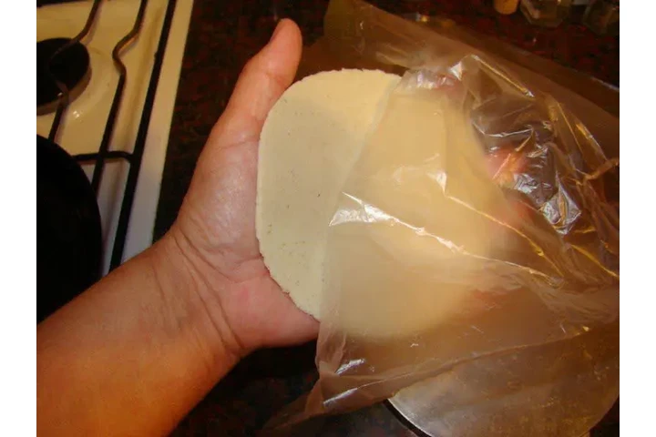 TACOS Y QUESADILLAS  A MANO image 2