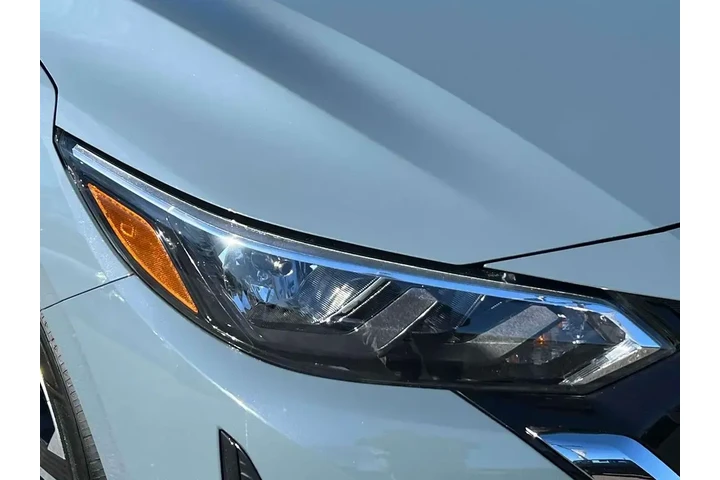 $17465 : Nissan Sentra 2025 SV 4dr Se image 10