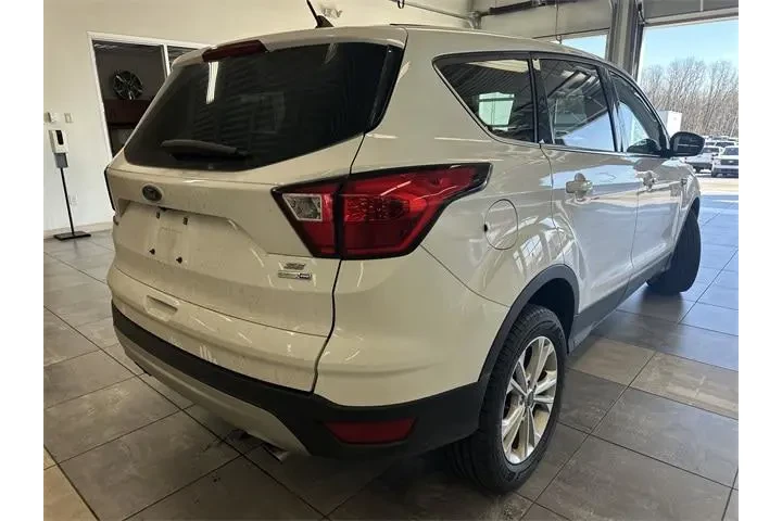 $11500 : Ford Escape 2019 AWD SE 4dr image 9