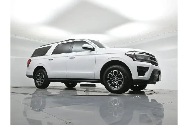 $39746 : Ford Expedition MAX 2024 4x4 image 4