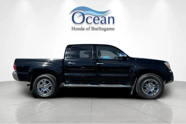 $23491 : Toyota Tacoma 2013 4x2 PreRu image 3