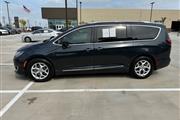 $27265 : Pre-Owned 2020 Pacifica Touri thumbnail