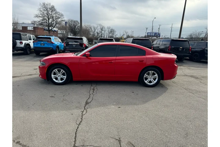 $12980 : 2019 Charger SXT RWD image 5