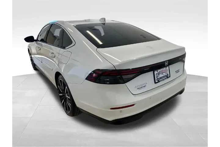 $27988 : Honda Accord Hybrid 2023 Tou image 5