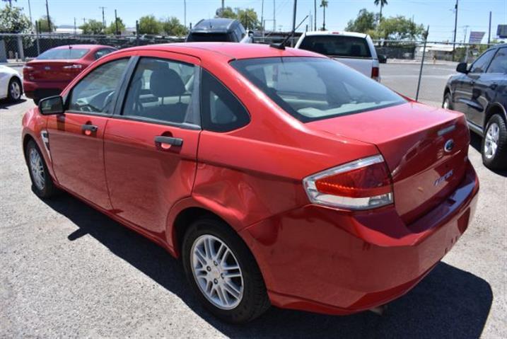 $7995 : 2008 Focus SE Sedan image 4