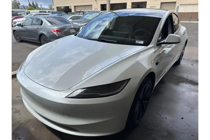 $32995 : Tesla Model 3 2025 Long Rang image 1
