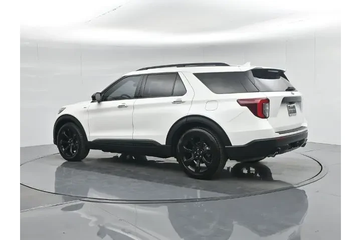 $29400 : Ford Explorer 2023 ST-Line 4 image 7
