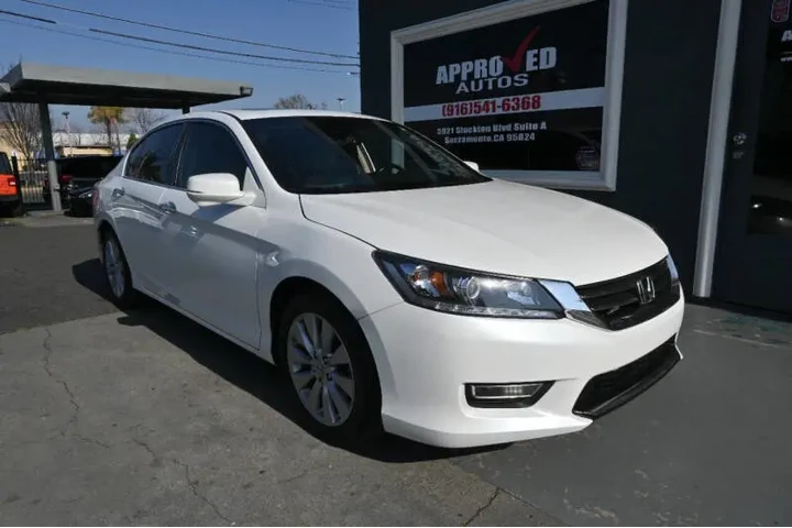 $12998 : 2013 Accord EX-L V6 image 2
