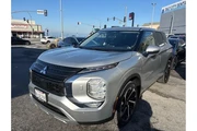 $25388 : Mitsubishi Outlander 2024 AW thumbnail