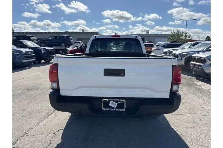 $25988 : Toyota Tacoma 2023 image 4