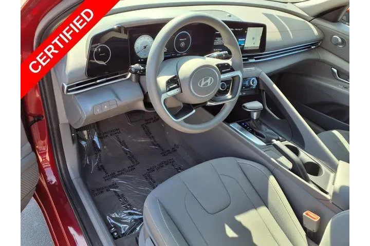 $17998 : Hyundai ELANTRA 2024 SEL 4dr image 3