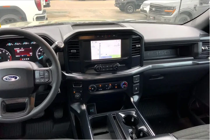 $39416 : Ford F-150 2023 4x4 XL 4dr S image 7