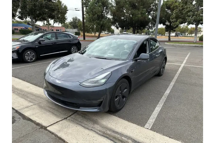 2023 Model 3 image 1