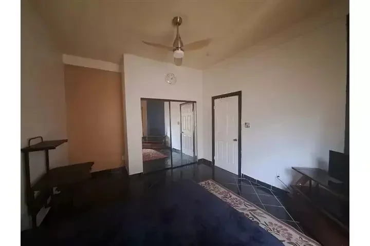 LOS ÁNGELES SE RENTA CUARTO image 6