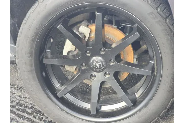 $25673 : Chevrolet Suburban 2017 4x4 image 9