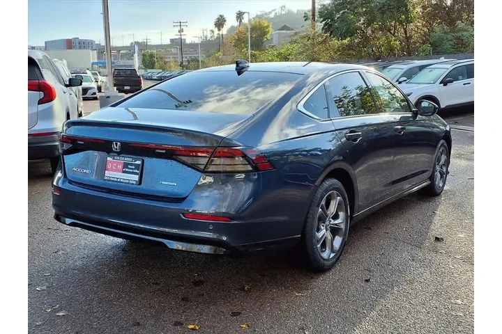 $26737 : Honda Accord Hybrid 2024 EX- image 4