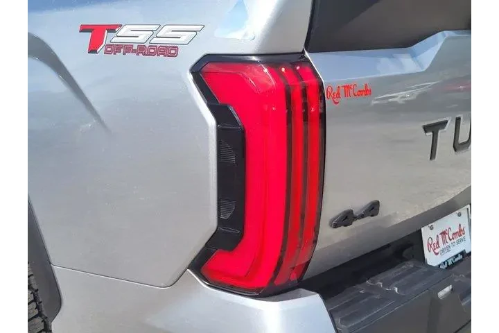 $39800 : Toyota Tundra 2023 4x4 SR5 4 image 9