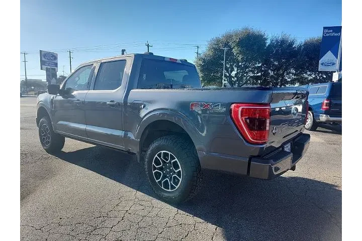 $31999 : Ford F-150 2021 4x4 XL 4dr S image 4