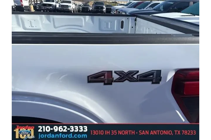 $37950 : Ford F-150 2025 4x4 XL 4dr S image 5
