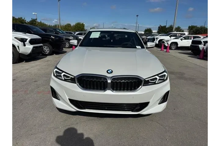 $39988 : BMW 3 Series 2025 AWD 330i x image 8