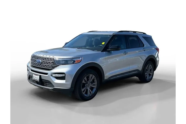 $31533 : Ford Explorer 2023 AWD XLT 4 image 1