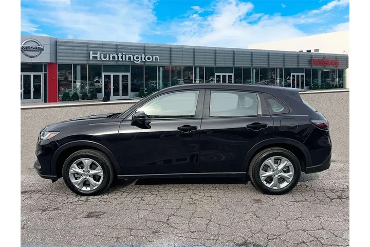 $22226 : Honda HR-V 2025 LX 4dr Cross image 5