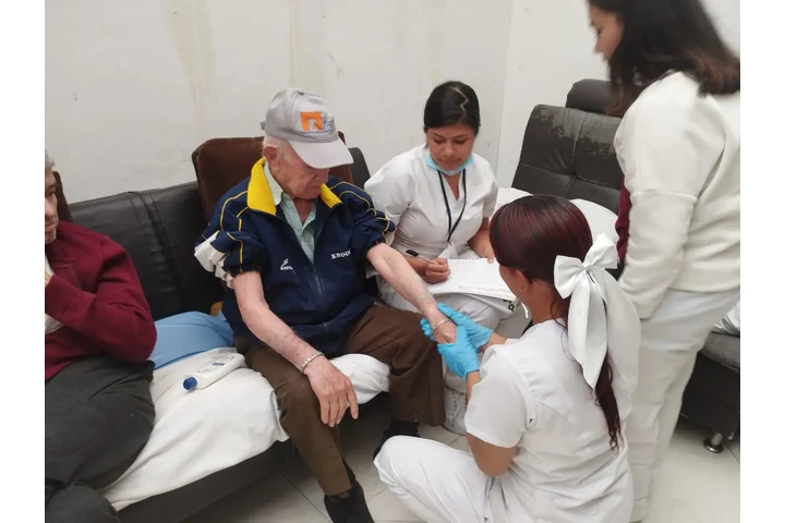 hogar geriatrico image 2