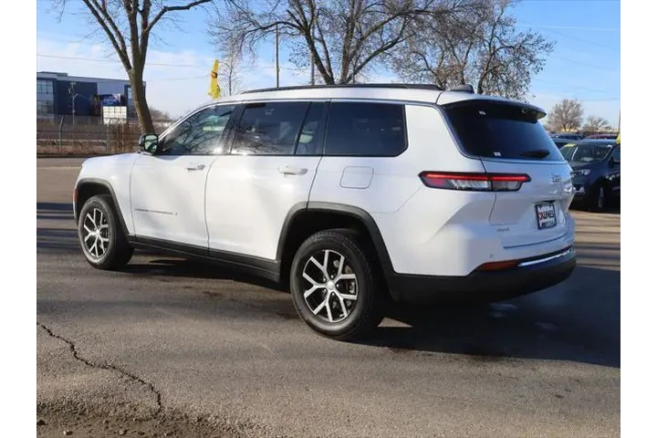$30477 : Jeep Grand Cherokee L 2024 4 image 7