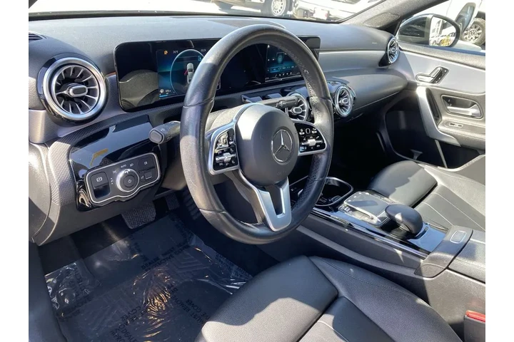 $24000 : 2021 A-Class image 10