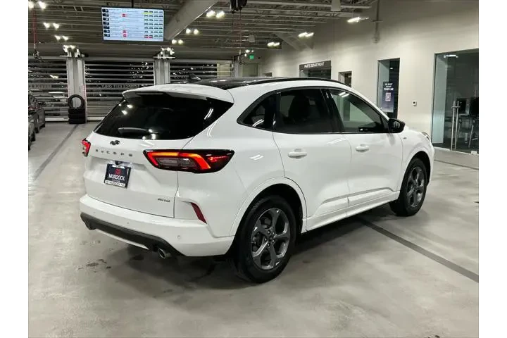 $22190 : Ford Escape 2023 AWD ST-Line image 7